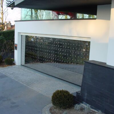 Portail inox poli miroir avec décor inox - Villa privée - Cologny Suisse